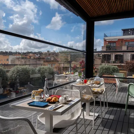 Giuditta In Trastevere 4*